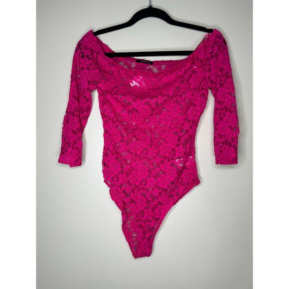 NWT Women’s Medium Ambiance Fuchsia Pink Lace Body Suit 3/4 Sleeves - Picture 1 of 3